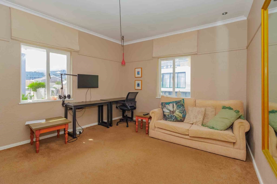To Let 1 Bedroom Property for Rent in Bantry Bay Western Cape